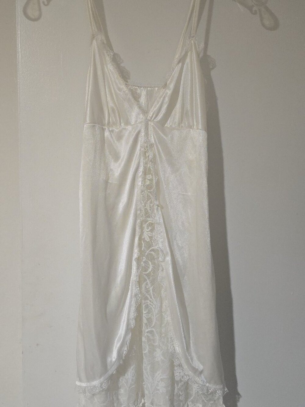 Vintage White Satin & Lace Babydoll Chemise Slip Nightgown Adjustable Straps